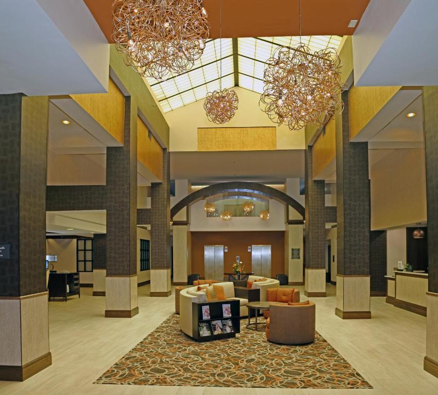 Hotel Doubletree By Hilton Norfolk Airport Exterior foto